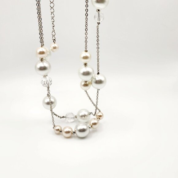 THE LIMITED Imitation Pearl and Faceted Bead Long Layered Necklace - Picture 4 of 7
